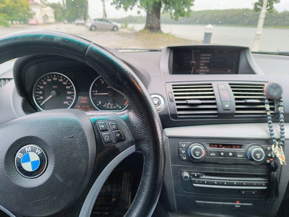 BMW Seria 1 2008 — imagine 5