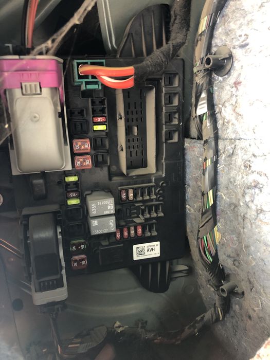 Usa portiera capota aripa Opel insignia A facelift 2015 break combi