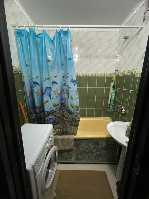 Продам 3х ком . квартиру в центре города