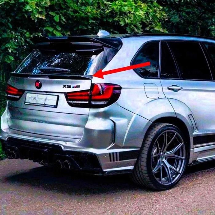 Mid спойлер за BMW X5 F15 (2013–2018) – черен гланц, бмв ф15 х5 лип