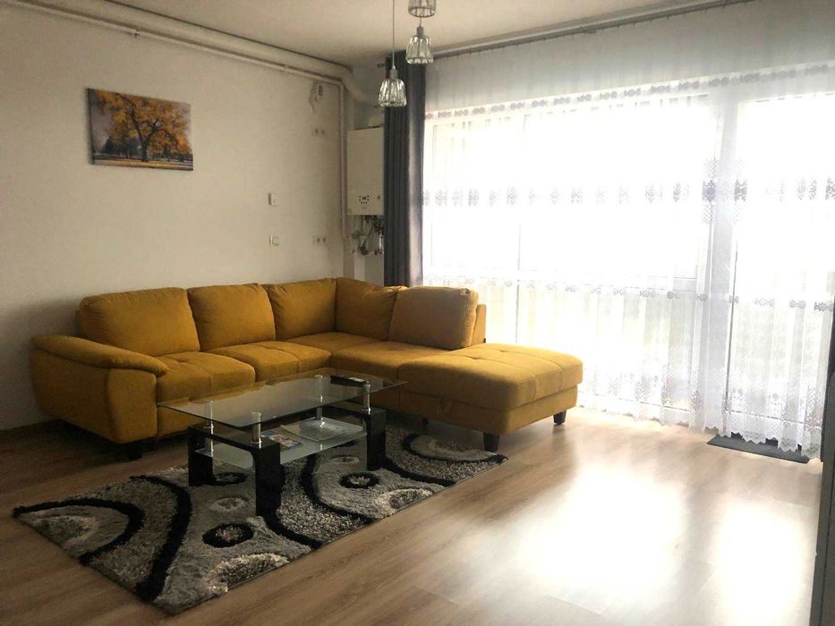 Apartament luminos gata de locuit