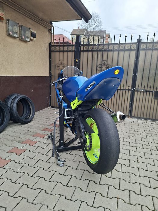 Suzuki gsxr 750 pista