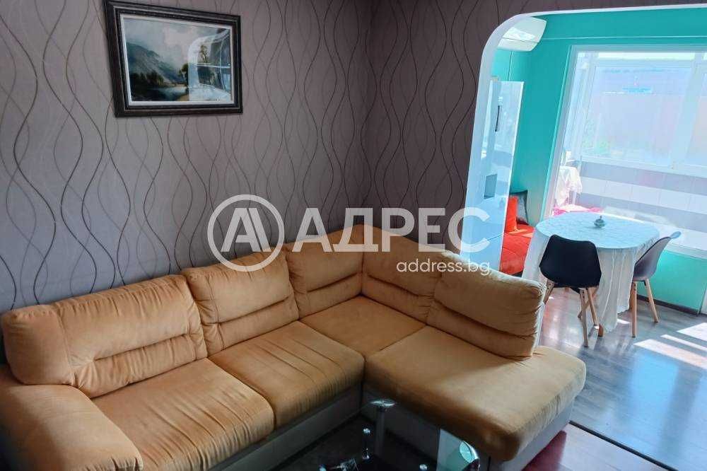 Дава се под наем Тристаен апартамент в Разград, Орел - 60 кв.м за 65790 € - Снимка #2