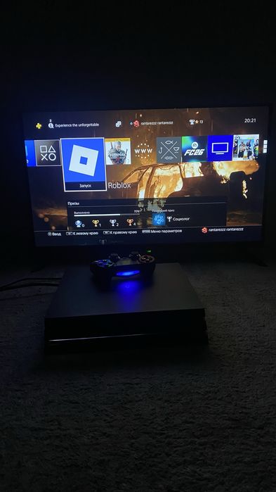 Ps 4 pro  1 TB…..