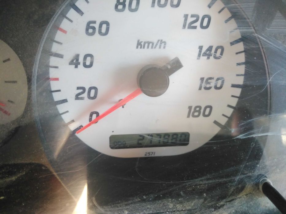 Vând nissan navara d 22