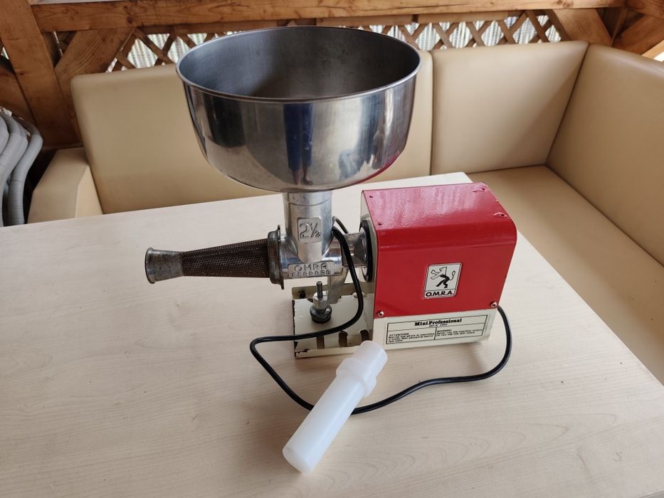 Masina de rosii Omra nr 3 Italia