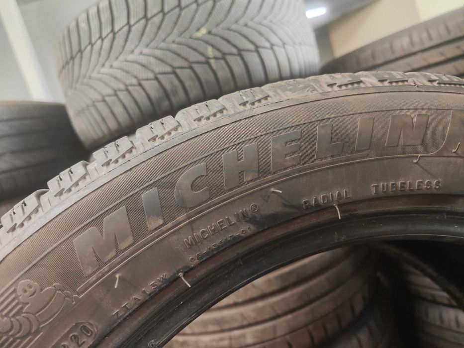 2бр.зимни гуми 225/50/17 Michelin