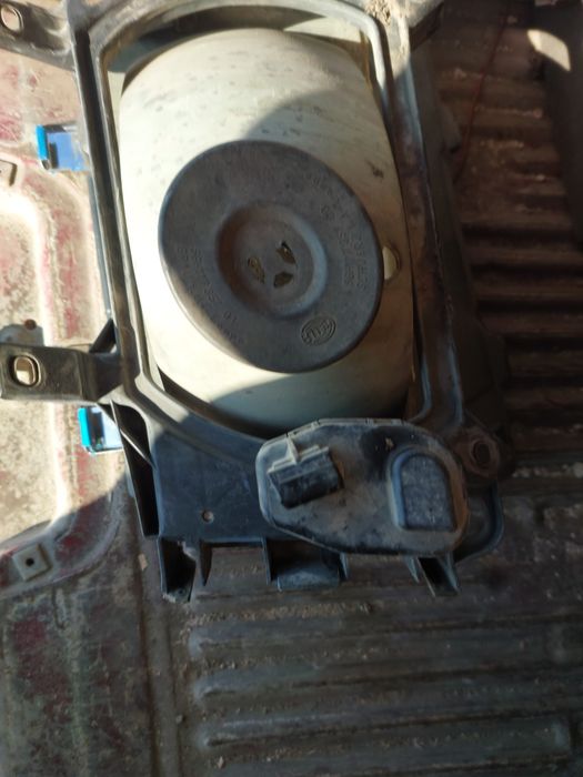 Продам фару т 4.