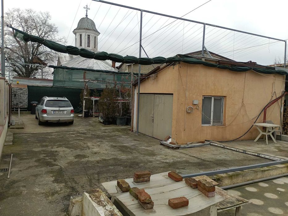 Teren 250 mp  S+P+2E+M la int. Antiaeriana Buc. Magurele Alexandriei