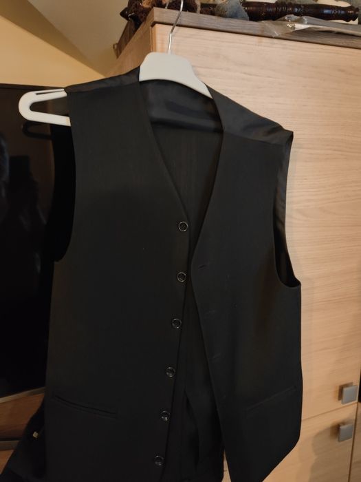 costum baiat/ barbat mărime 44