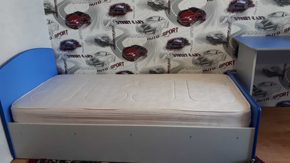 Продам мебель в детскую