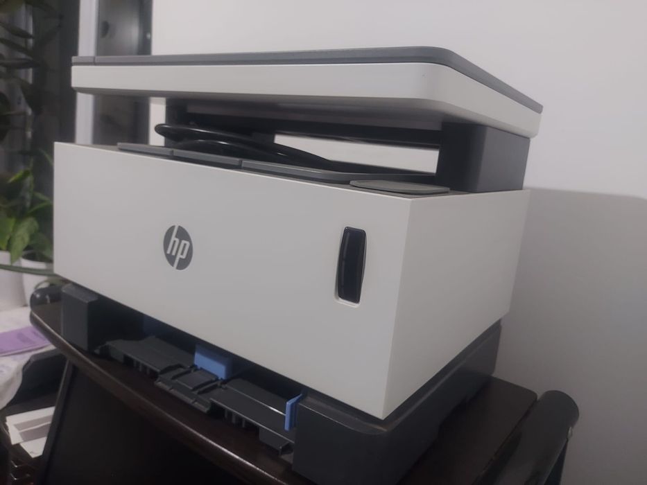 Продам принтер hp