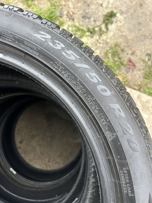 235 50 20 Pireli iarna dot 2024