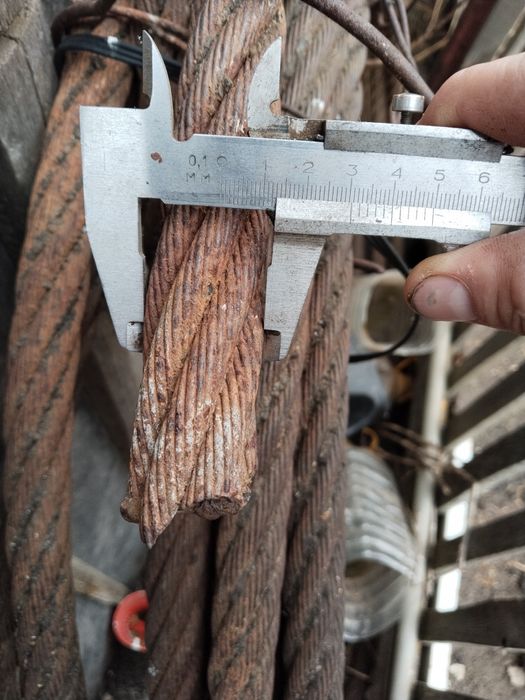 Трос стальной 34 метра.