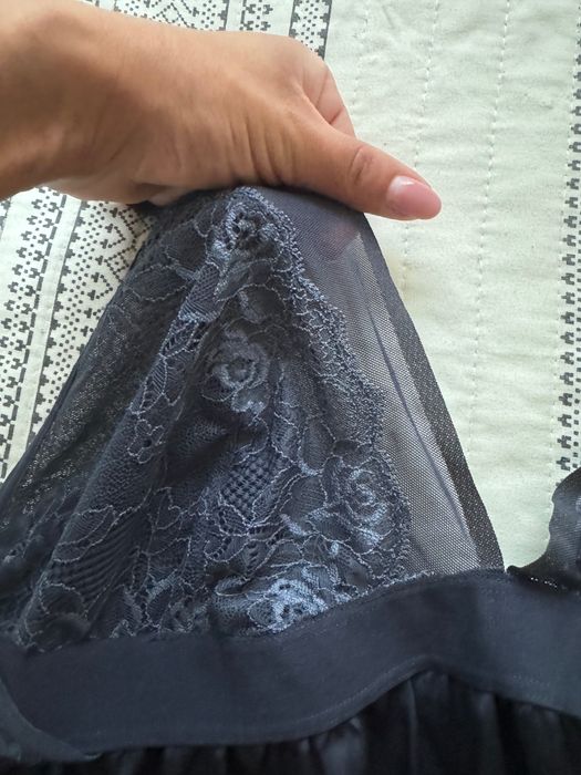 Сатенена дамска нощница