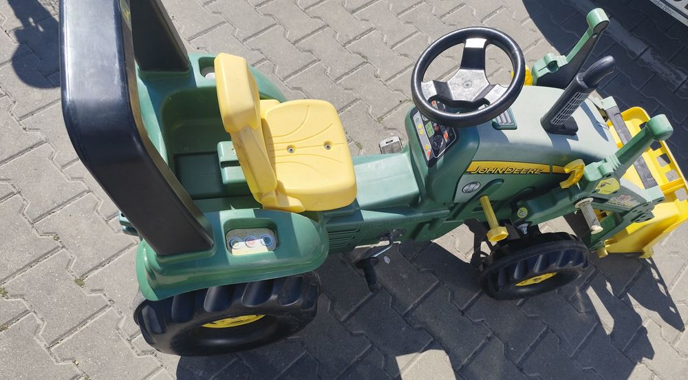 Tractor cu pedale John Deere
