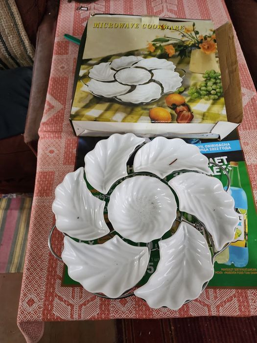 Менажница на металической подставке на 7 блюд