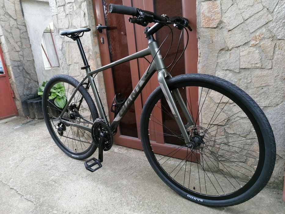 GIANT Хибрид 28 цола, Хидравлики