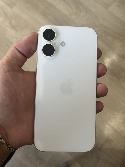 Продам 16 айфон 128гб