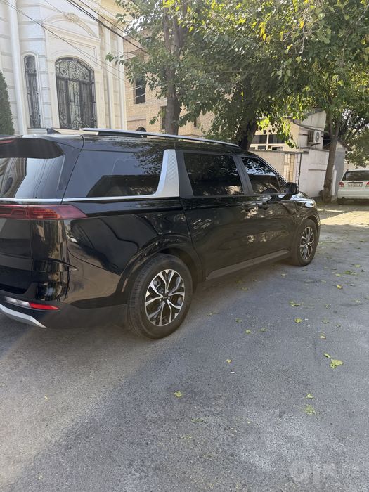 Kia Carnival 2023/24 2 poz