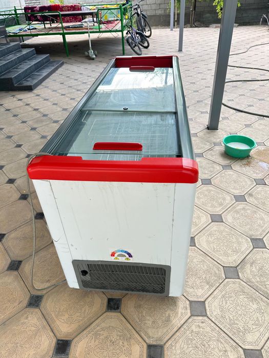 Морозильник 600л