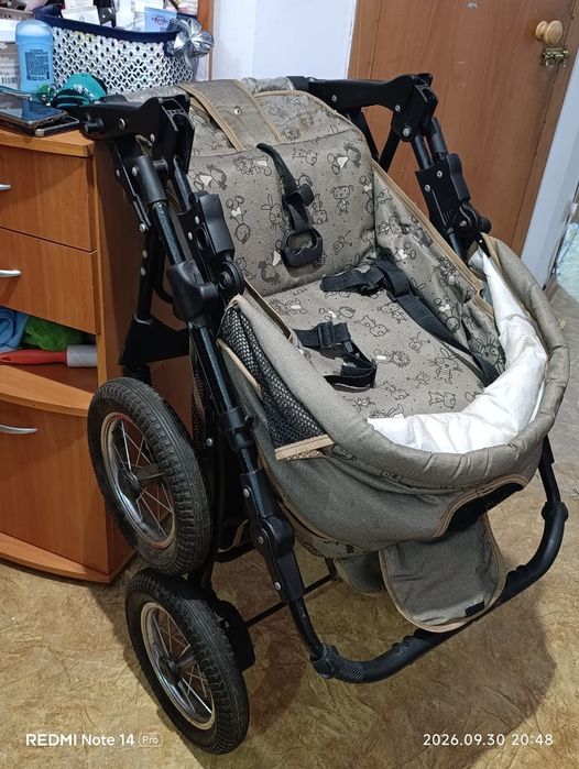 Продам коляску цена 35000