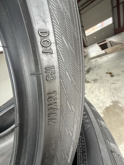 Чисто нови гуми YOKOHAMA Sport Paket – 21 цола (10/25 DOT)