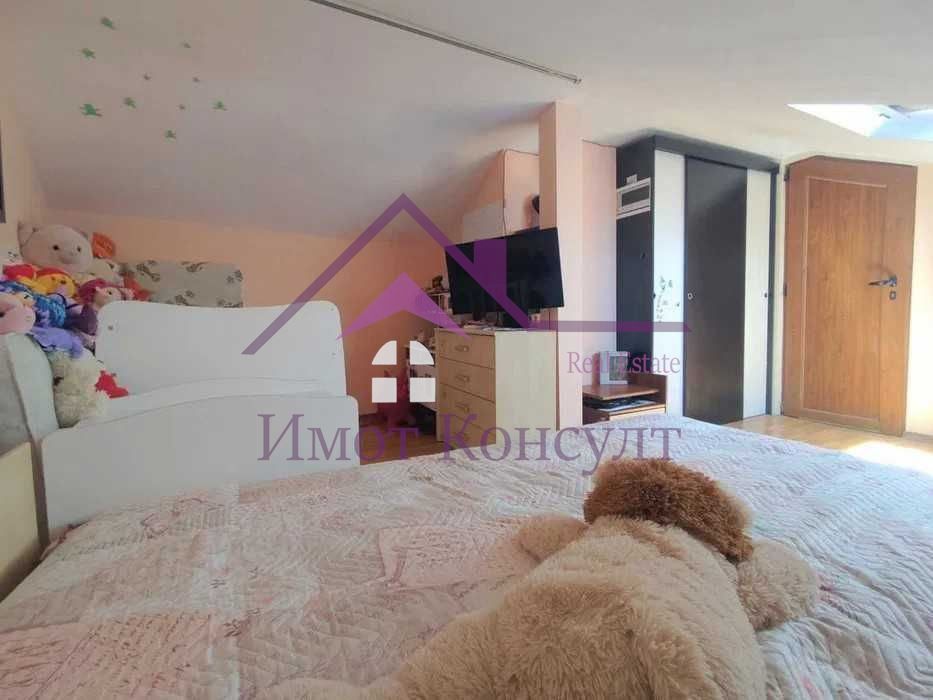 Продава се Многостаен апартамент в Варна, Център - 41140 кв.м за 3 €/кв.м - Снимка #1