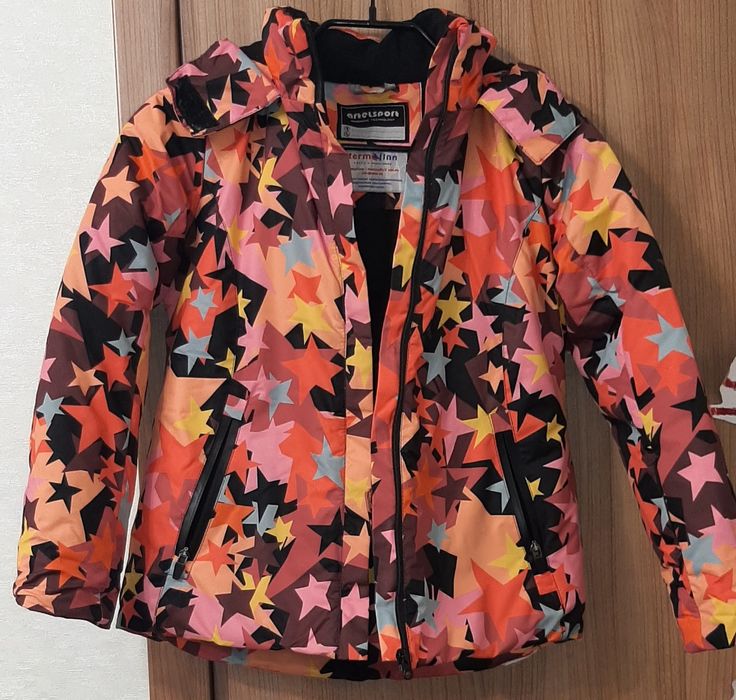 Лыжный костюм на девочку