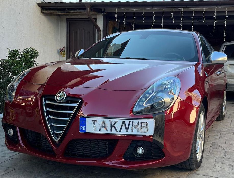 Alfa Romeo Giulietta Descriere Vând Alfa Romeo Giulietta, 2.0 diesel JTDM 173 CP