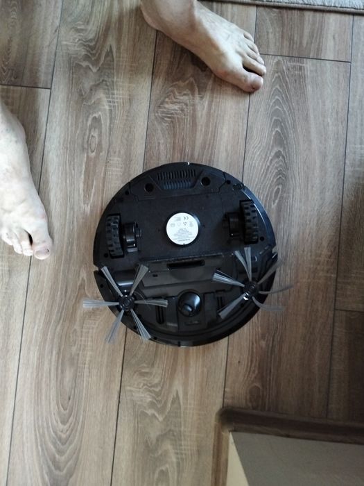 Vând robot vacuum Cleaner SSRS A1 de la Silver Crest
