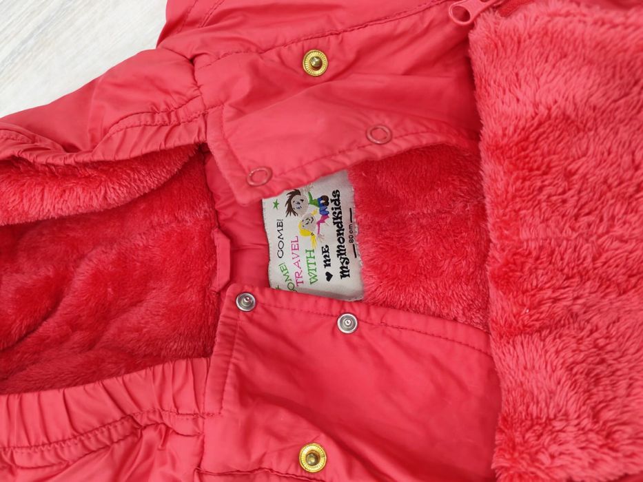 Продам комбинизон 80 размер