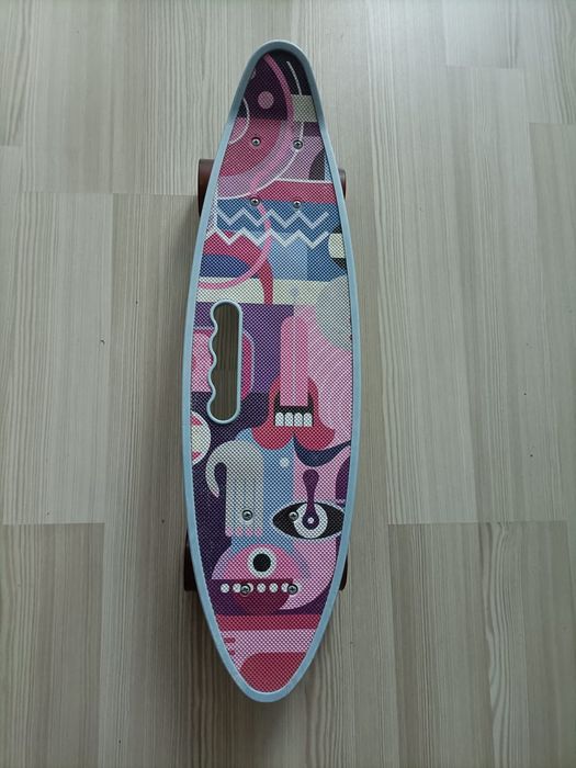 Skateboard , livrez colet avantajos oriunde în țară