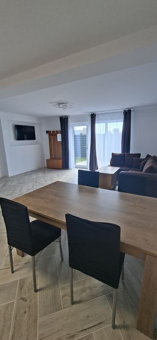 Inchiriez (vand) 4 apartamente Letcani 65 mp +curte