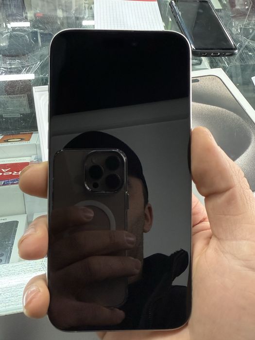Iphone 15 pro max Б/У лучшим состяние 256GB 1sim берите в рассрочку