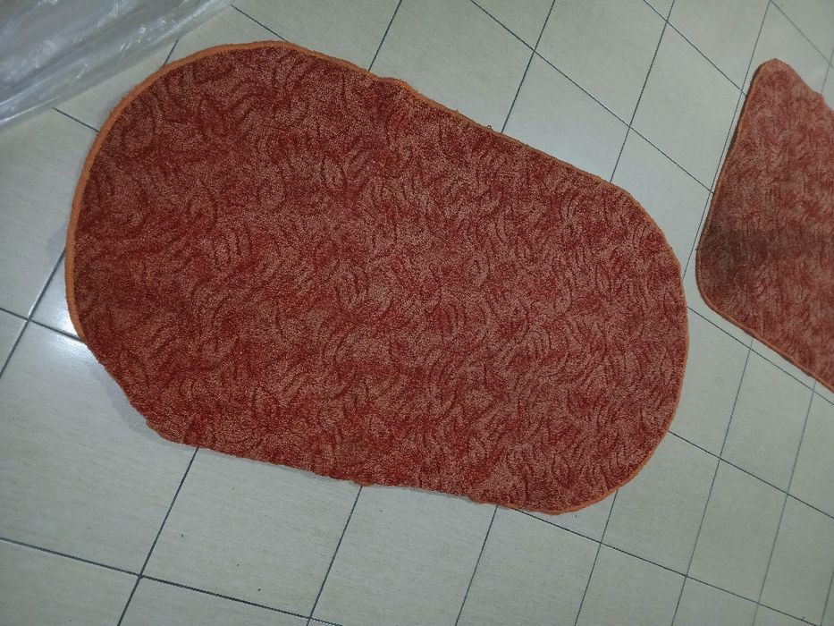 Traverse , covoare , seturi