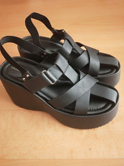 Босоножки на высокой платформе, 39 размер