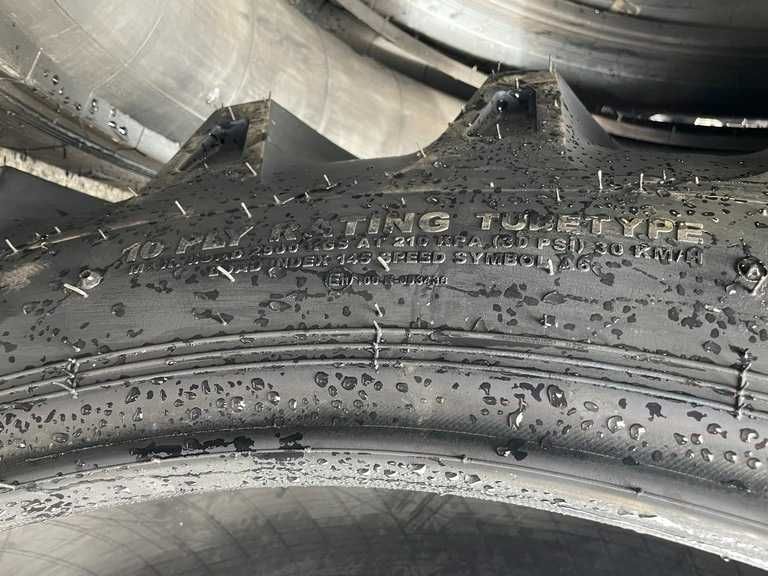 Anvelope noi de tractor spate cu 10pliuri livrare 16.9-38 Case mx 135