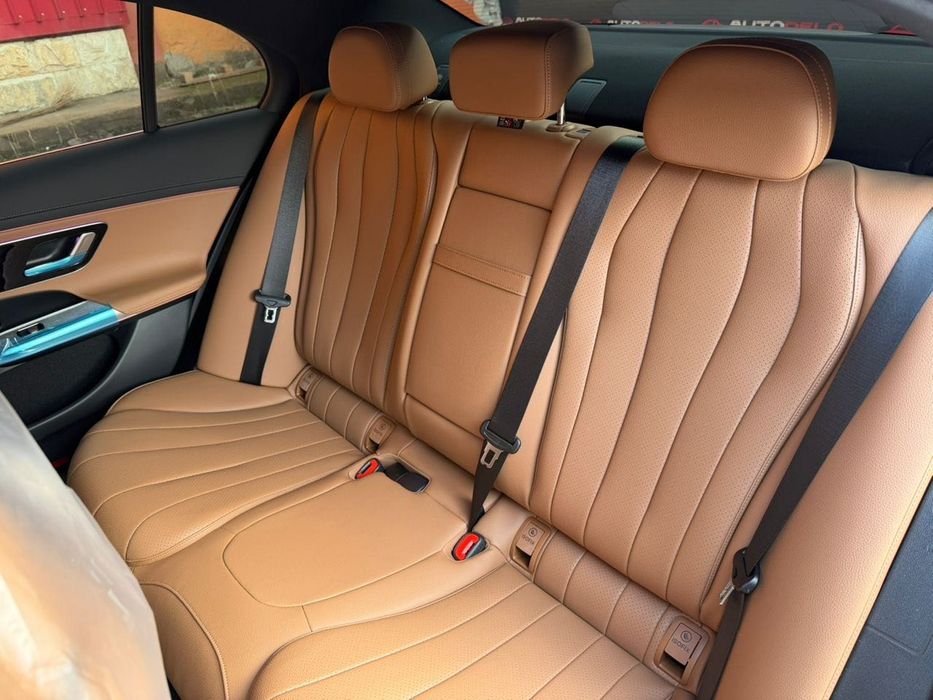 Mercedes benz E200 AMG line