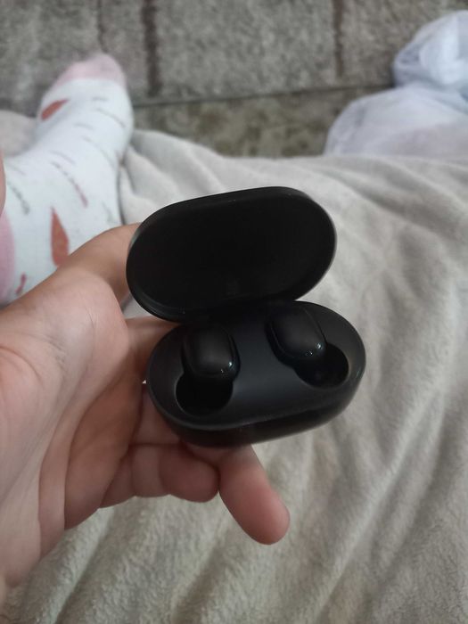 Наушники редми бадс ессеншиал