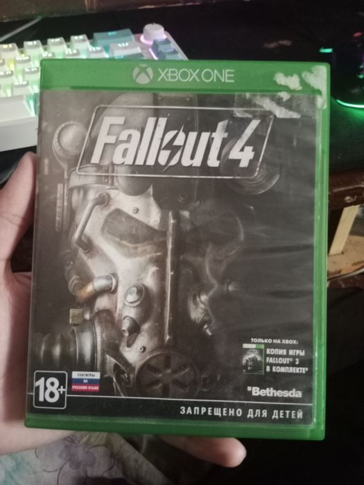 Диск с игрой для Xbox , игра fallout 4