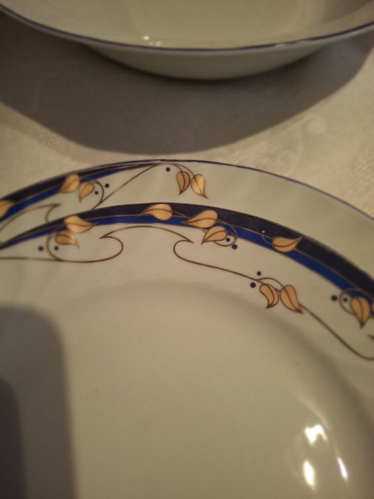 Порцеланов сервиз за хранене 24 части