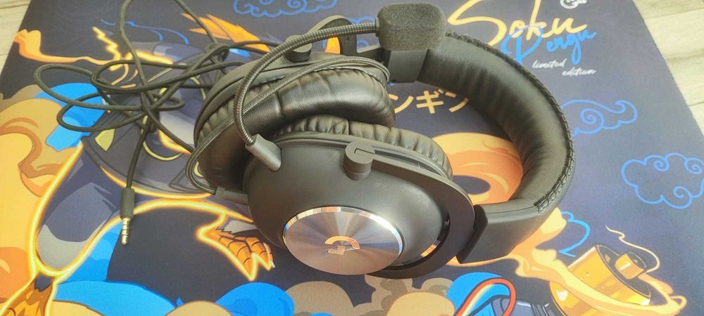 Vand casti gaming, HyperX, Logitech