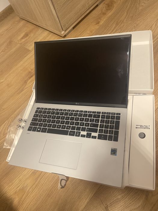 Laptop LG Gram 17” I7 1,35 kg