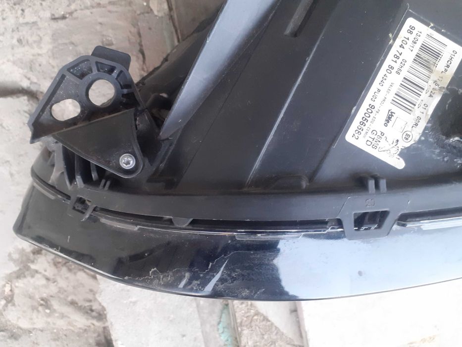 Фар за Пвжо втора употреба