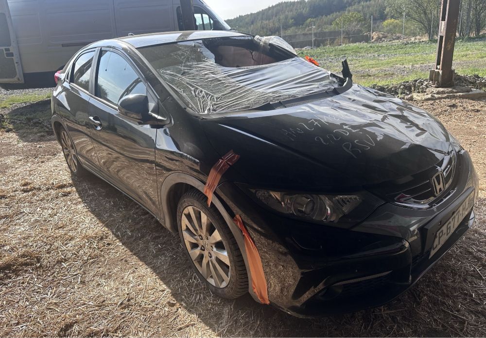 Honda Civic 9  2.2cdti На части