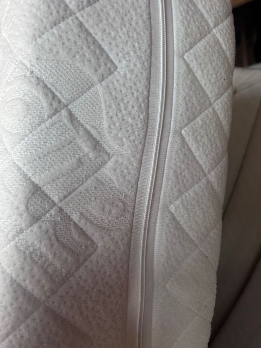 Saltea 180x200 groasă calitativă