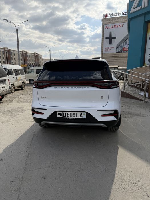 BYD Tan flagship 730km