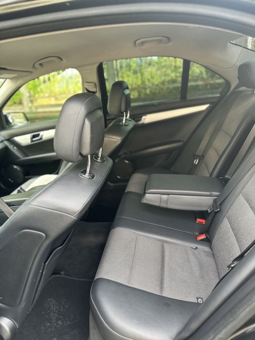 MERCEDES-BENZ C-Class 2010 — imagine 3