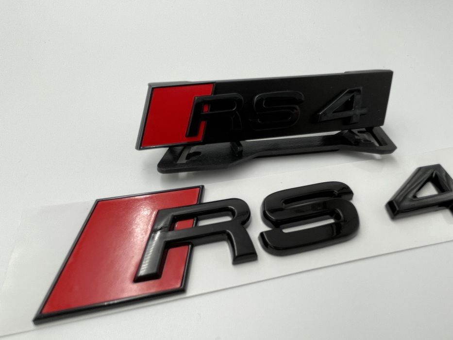 Set Embleme Audi RS4 negru s-line